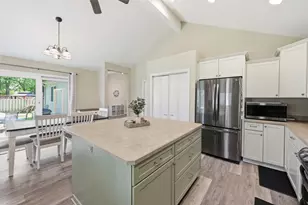 1125 Meghan Ave, Algonquin, IL 60102 - Photo 9