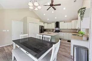1125 Meghan Ave, Algonquin, IL 60102 - Photo 13
