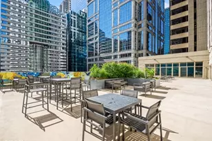 200 N Dearborn St, Chicago, IL 60601 - Photo 13