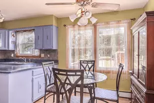 2950 Briarwood Dr W, Mount Prospect, IL 60056 - Photo 11