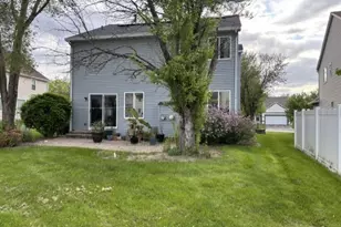 2140 Horncastle Ln, Naperville, IL 60564 - Photo 5