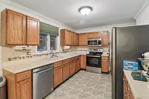 953 N East St, Marengo, IL 60152 - Photo 7
