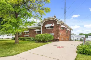 801 Bazore St, Streator, IL 61364 - Photo 5