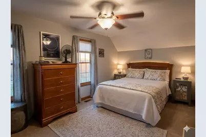 421 Center Street, Woodstock, IL 60098 - Photo 13