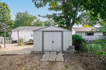 904 Kishwaukee Street, Belvidere, IL 61008 - Photo 45