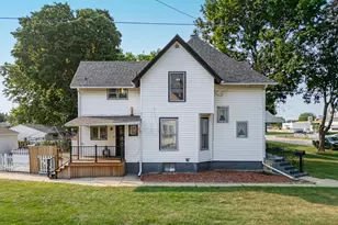 904 Kishwaukee St, Belvidere, IL 61008 - Photo 3
