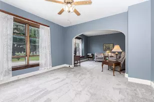 415 N 4th St, Chatsworth, IL 60921 - Photo 25