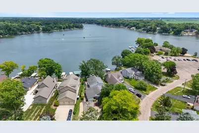 287 Holiday Drive, Lake Holiday, IL 60552 - Photo 3
