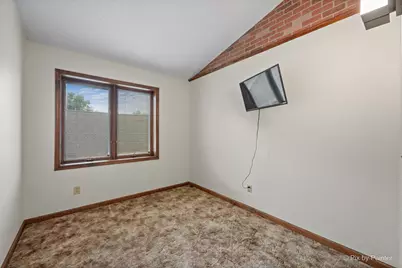 287 Holiday Drive, Lake Holiday, IL 60552 - Photo 65