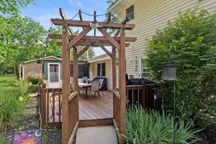 111 Eastwood Ave, Port Barrington, IL 60010 - Photo 17