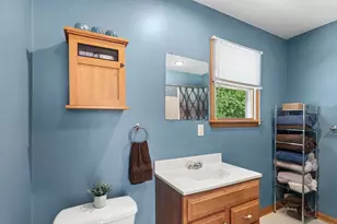 111 Eastwood Ave, Port Barrington, IL 60010 - Photo 15