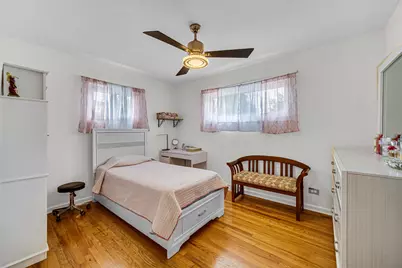 530 N 3rd Avenue, Villa Park, IL 60181 - Photo 19