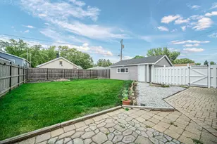 530 N 3rd Ave, Villa Park, IL 60181 - Photo 23
