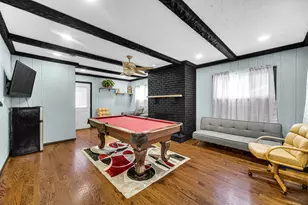 530 N 3rd Ave, Villa Park, IL 60181 - Photo 13