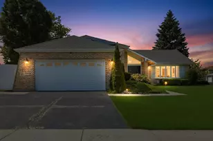 18601 Becker Terrace, Country Club Hills, IL 60478 - Photo 23