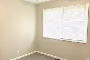 2338 Carnation Dr, Crest Hill, IL 60403 - Photo 9