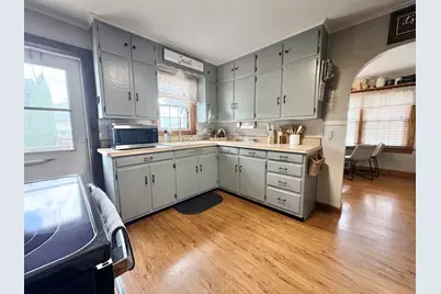 440 W 2nd Street, Oglesby, IL 61348 - Photo 9
