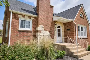 440 W 2nd St, Oglesby, IL 61348 - Photo 3