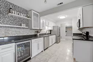 1747 W Crystal Ln, Mount Prospect, IL 60056 - Photo 5