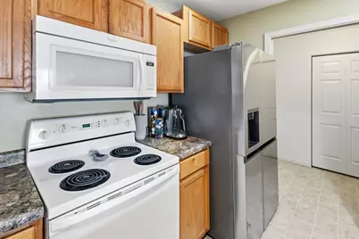 2408 Windward Boulevard #205, Champaign, IL 61821 - Photo 9