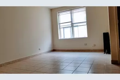 4764 N Virginia Avenue #309, Chicago, IL 60625 - Photo 7