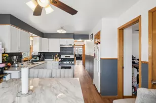 4906 S Kolin Ave, Chicago, IL 60632 - Photo 17