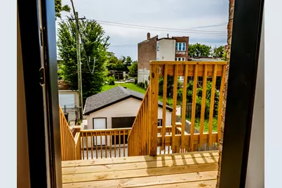 4419 W Gladys Avenue, Chicago, IL 60624 - Photo 9