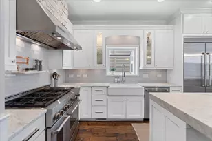 2911 N Racine Ave, Chicago, IL 60657 - Photo 9