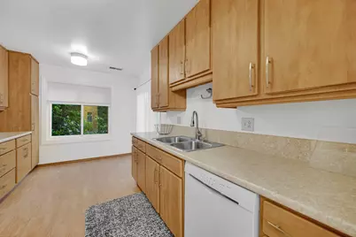 7000 Newport Drive #204, Woodridge, IL 60517 - Photo 11