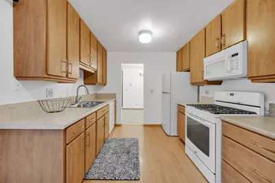 7000 Newport Drive #204, Woodridge, IL 60517 - Photo 13