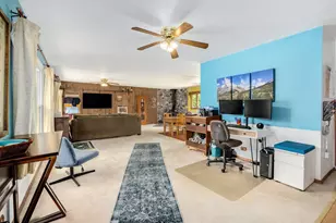 324 Shawnee Dr, Carol Stream, IL 60188 - Photo 5