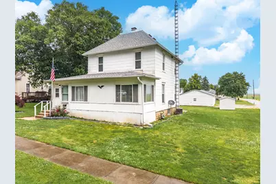 614 E Ash Street, Chatsworth, IL 60921 - Photo 1