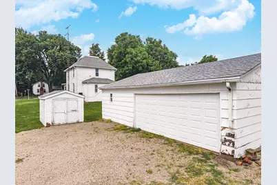 614 E Ash Street, Chatsworth, IL 60921 - Photo 47