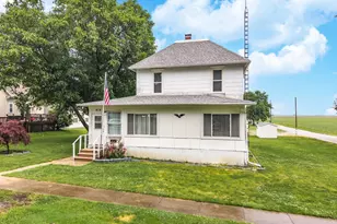 614 E Ash St, Chatsworth, IL 60921 - Photo 5
