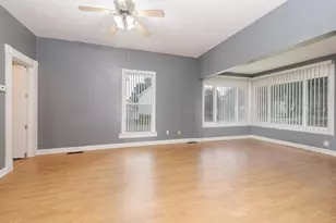 614 E Ash St, Chatsworth, IL 60921 - Photo 11