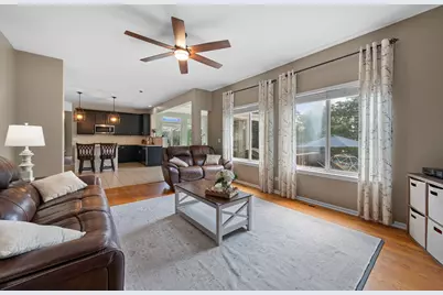 3600 Chadwick Lane, Lake in the Hills, IL 60156 - Photo 11