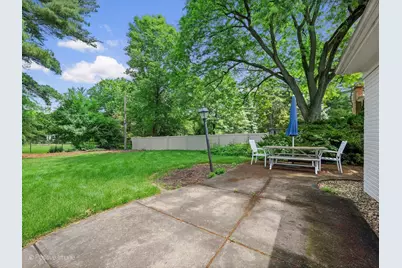 521 Pamela Circle, Hinsdale, IL 60521 - Photo 27