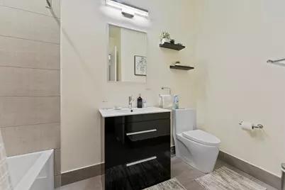 2437 W Jackson Boulevard, Chicago, IL 60612 - Photo 23