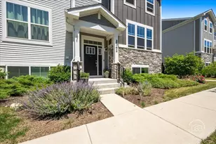 2342 Southwind Blvd, South Elgin, IL 60177 - Photo 3