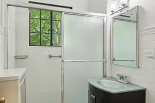 724 Noyes St, Evanston, IL 60201 - Photo 11