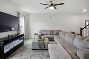 3383 Helene Rieder Dr, Montgomery, IL 60538 - Photo 17