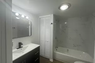 9001 S Cicero Ave, Oak Lawn, IL 60453 - Photo 9