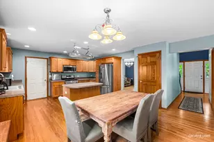 3S665 Virginia Ave, Warrenville, IL 60555 - Photo 7