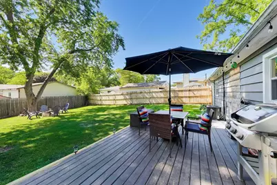 448 N Pershing Avenue, Mundelein, IL 60060 - Photo 11