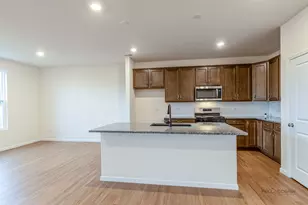 2751 Lawlor Ln, Naperville, IL 60564 - Photo 15