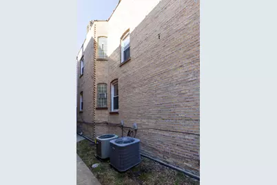 2648 N Francisco Avenue, Chicago, IL 60647 - Photo 7