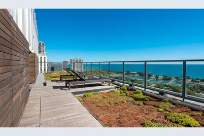 2400 N Lakeview Avenue #303, Chicago, IL 60614 - Photo 5
