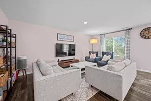 1125 Westlake Dr, Cary, IL 60013 - Photo 3