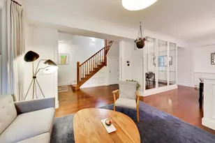 2010 W Bradley Pl, Chicago, IL 60618 - Photo 7