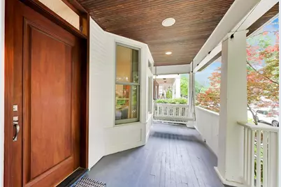 2010 W Bradley Place, Chicago, IL 60618 - Photo 3